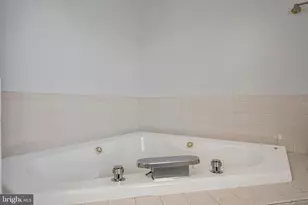 1617 Shady Glen Dr, District Heights, MD 20747 - Photo 31
