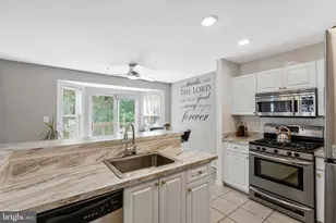 1617 Shady Glen Dr, District Heights, MD 20747 - Photo 13