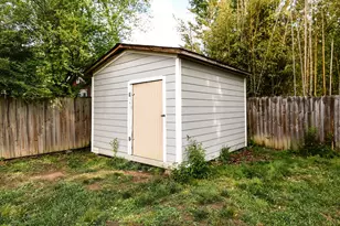 5016 Laguna Rd, College Park, MD 20740 - Photo 5