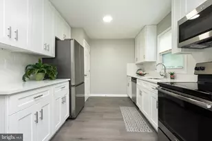 8624 Cunningham Dr, College Park, MD 20740 - Photo 11