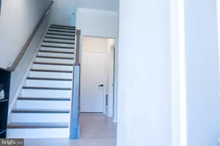 4841 Vista Green Ln, Lanham, MD 20706 - Photo 3
