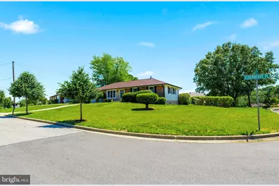1001 Elderberry Place, Capitol Heights, MD 20743 - Photo 3