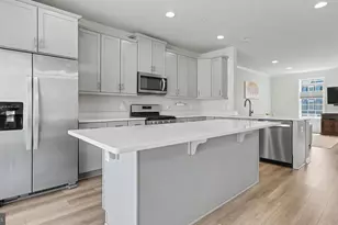 7607 Presidential Pkwy, Upper Marlboro, MD 20774 - Photo 13