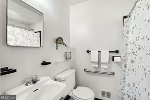 7608 Wellesley Dr, College Park, MD 20740 - Photo 11