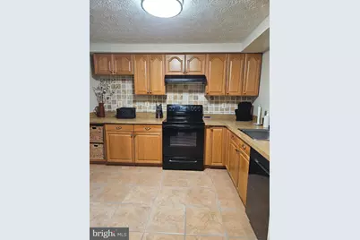 15533 N Oak Court, Bowie, MD 20716 - Photo 3