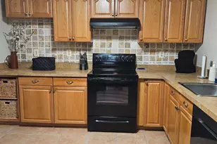 15533 N Oak Ct, Bowie, MD 20716 - Photo 3