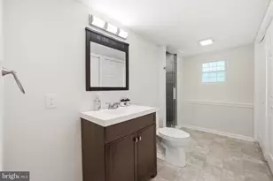 15904 Ark Ct, Bowie, MD 20716 - Photo 17
