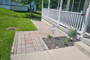 12300 Thomas Prospect Dr, Bowie, MD 20720 - Photo 3