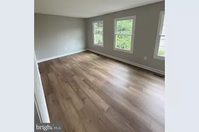 5853 Suitland Road, Suitland, MD 20746 - Photo 7