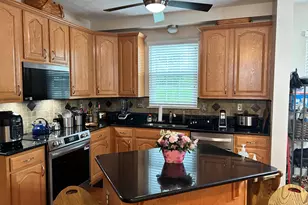 10315 Wooden Bridge Ln, Clinton, MD 20735 - Photo 11