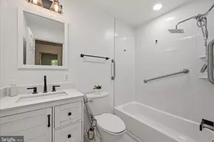 5807 Parkway Dr, Laurel, MD 20707 - Photo 13