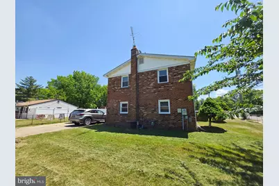 6300 Auth Road, Suitland, MD 20746 - Photo 3