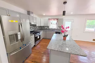 6300 Auth Rd, Suitland, MD 20746 - Photo 9