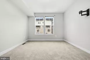 170 Lawndale Dr, Bowie, MD 20716 - Photo 29