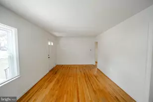 4002 74th Ave, Hyattsville, MD 20784 - Photo 7
