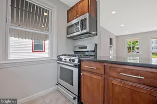5007 Somerset Rd, Riverdale, MD 20737 - Photo 11