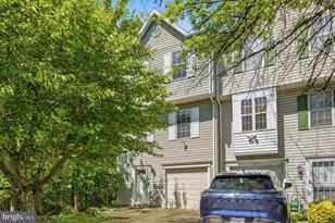 3135 Forest Run Dr, District Heights, MD 20747 - Photo 3