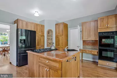 4212 Longfellow Street, Hyattsville, MD 20781 - Photo 9