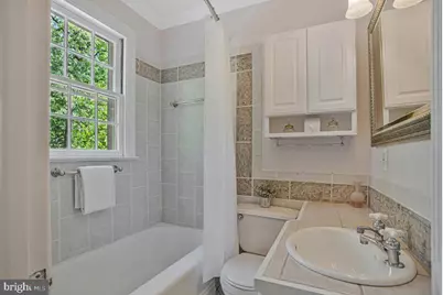 4212 Longfellow Street, Hyattsville, MD 20781 - Photo 29