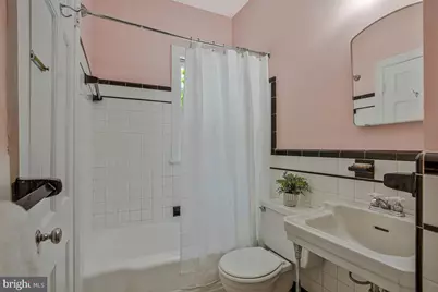 4212 Longfellow Street, Hyattsville, MD 20781 - Photo 17