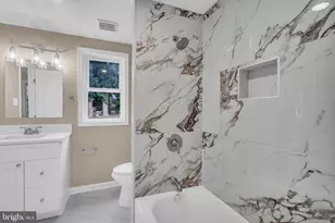 7536 Abbington Dr, Oxon Hill, MD 20745 - Photo 17