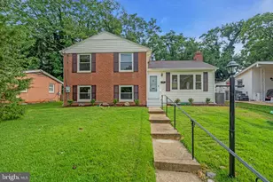 7536 Abbington Dr, Oxon Hill, MD 20745 - Photo 3