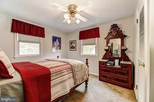 9816 53rd Ave, College Park, MD 20740 - Photo 11