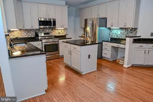 14518 Dolbrook Ln, Bowie, MD 20721 - Photo 9