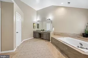 12106 Quick Fox Ln, Bowie, MD 20720 - Photo 33