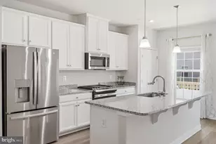 8805 Sybil Ln, Upper Marlboro, MD 20772 - Photo 7