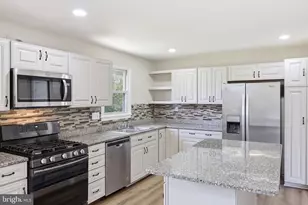 12607 Princeleigh St, Upper Marlboro, MD 20774 - Photo 9