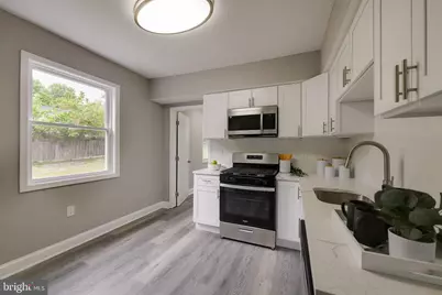 4904 Delaware Street, College Park, MD 20740 - Photo 9