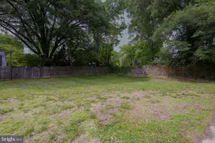 4904 Delaware St, College Park, MD 20740 - Photo 27