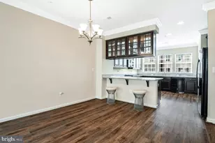 856 Regents Square, Oxon Hill, MD 20745 - Photo 7