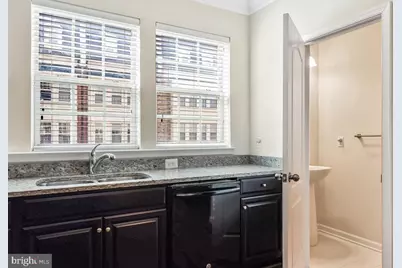 856 Regents Square #341, Oxon Hill, MD 20745 - Photo 11