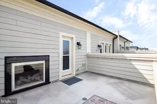 856 Regents Square, Oxon Hill, MD 20745 - Photo 29