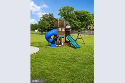 5706 Camp Springs Avenue, Temple Hills, MD 20748 - Photo 11
