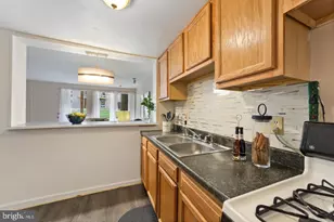 7155 Donnell Pl, District Heights, MD 20747 - Photo 9