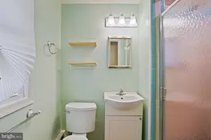 8901 Hickory Hill Ave, Lanham, MD 20706 - Photo 25