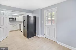 4705 Mangum Rd, College Park, MD 20740 - Photo 3