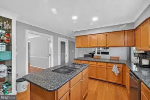 4813 Ashford Pl, Upper Marlboro, MD 20772 - Photo 7