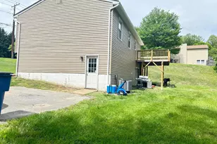 9124 Croom Rd, Upper Marlboro, MD 20772 - Photo 41