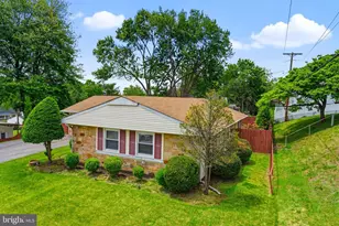 2404 Keyberry Ln, Bowie, MD 20715 - Photo 3