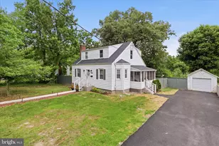 6704 Boxwood Dr, Suitland, MD 20746 - Photo 39