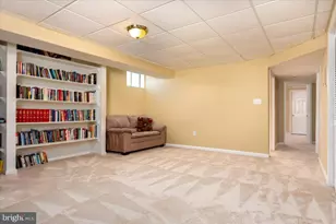 16108 Arrowroot Ct, Bowie, MD 20716 - Photo 31
