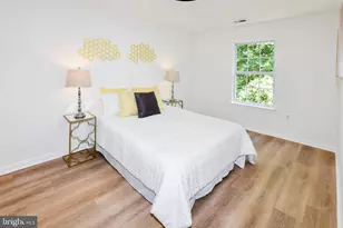 6907 Wildrose Ct, District Heights, MD 20747 - Photo 19
