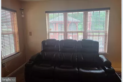 8811 Gladeside Drive, Clinton, MD 20735 - Photo 5