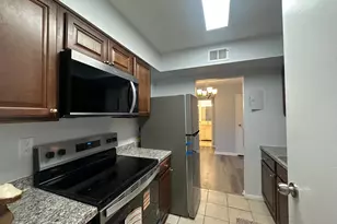 6926 Hanover Pkwy, Greenbelt, MD 20770 - Photo 9