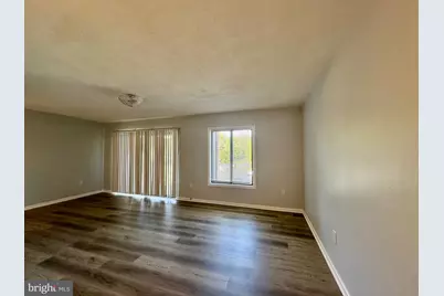 6926 Hanover Parkway #303, Greenbelt, MD 20770 - Photo 5