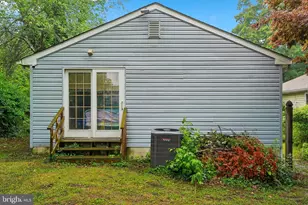 8615 Myrtle Ave, Bowie, MD 20715 - Photo 27